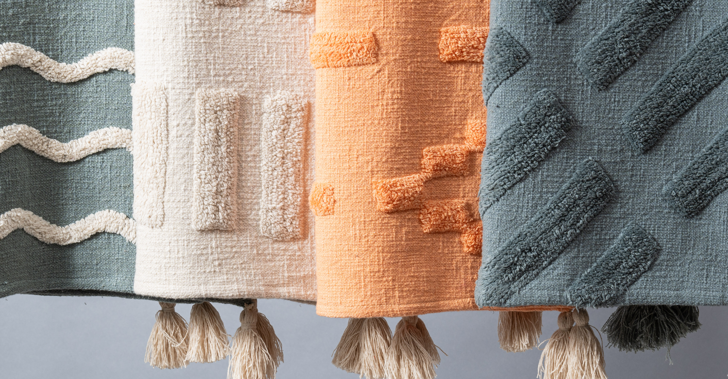 Different Ways to Drape Throw Blankets on Your Sofa or Bed