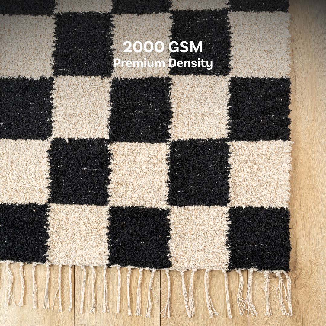 Noir Blanc Area Rug