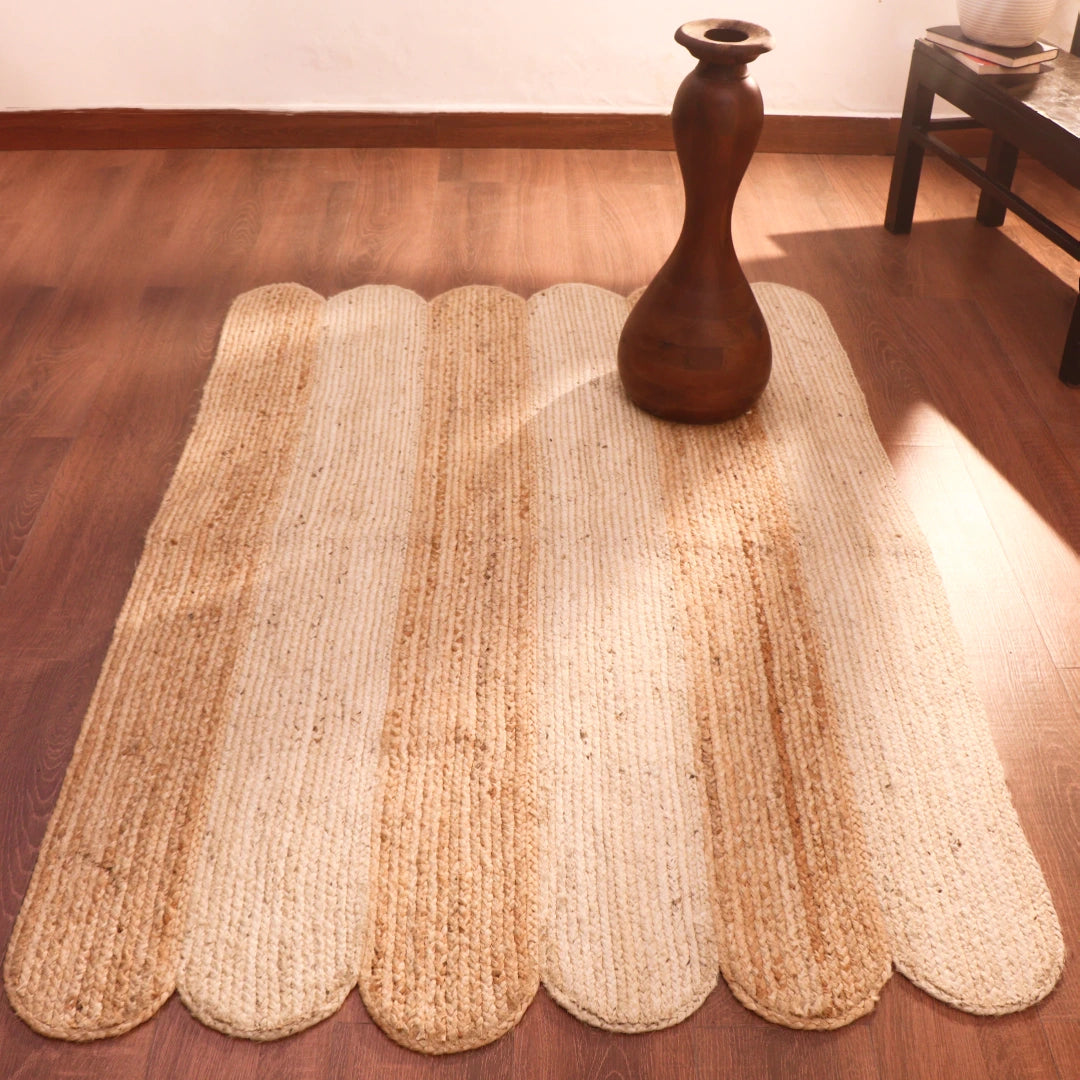 Almond Scallop Jute Rug