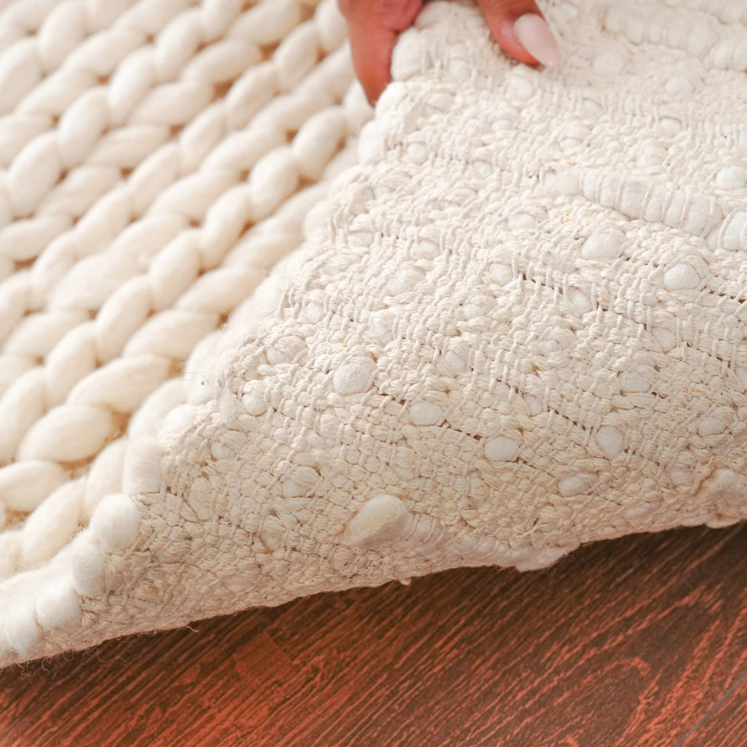 Hannah Frost Cable Rug