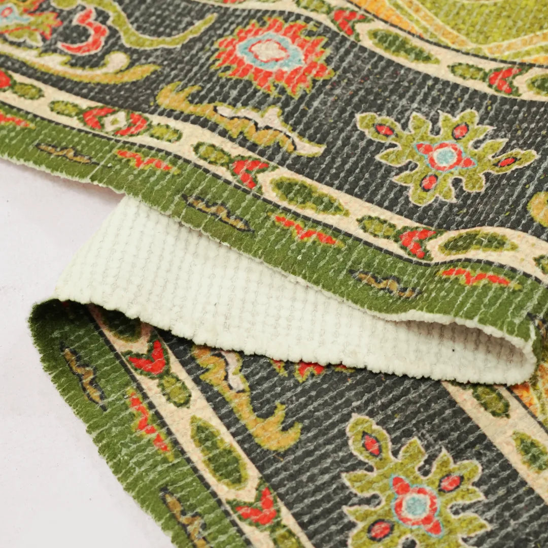 Leher Ancestral Moss Table Runner