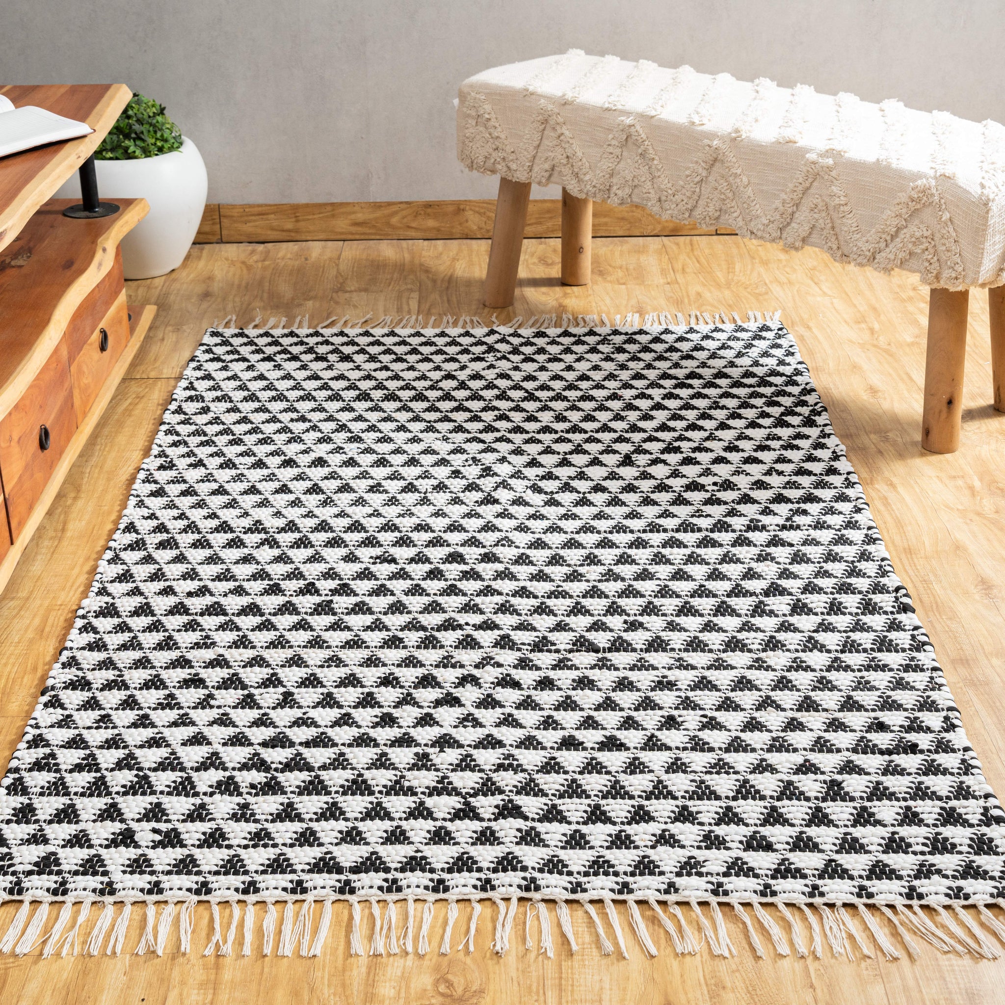 Buy Mono Symmetry Chindi Rug Online In India - TROOST | TROOST