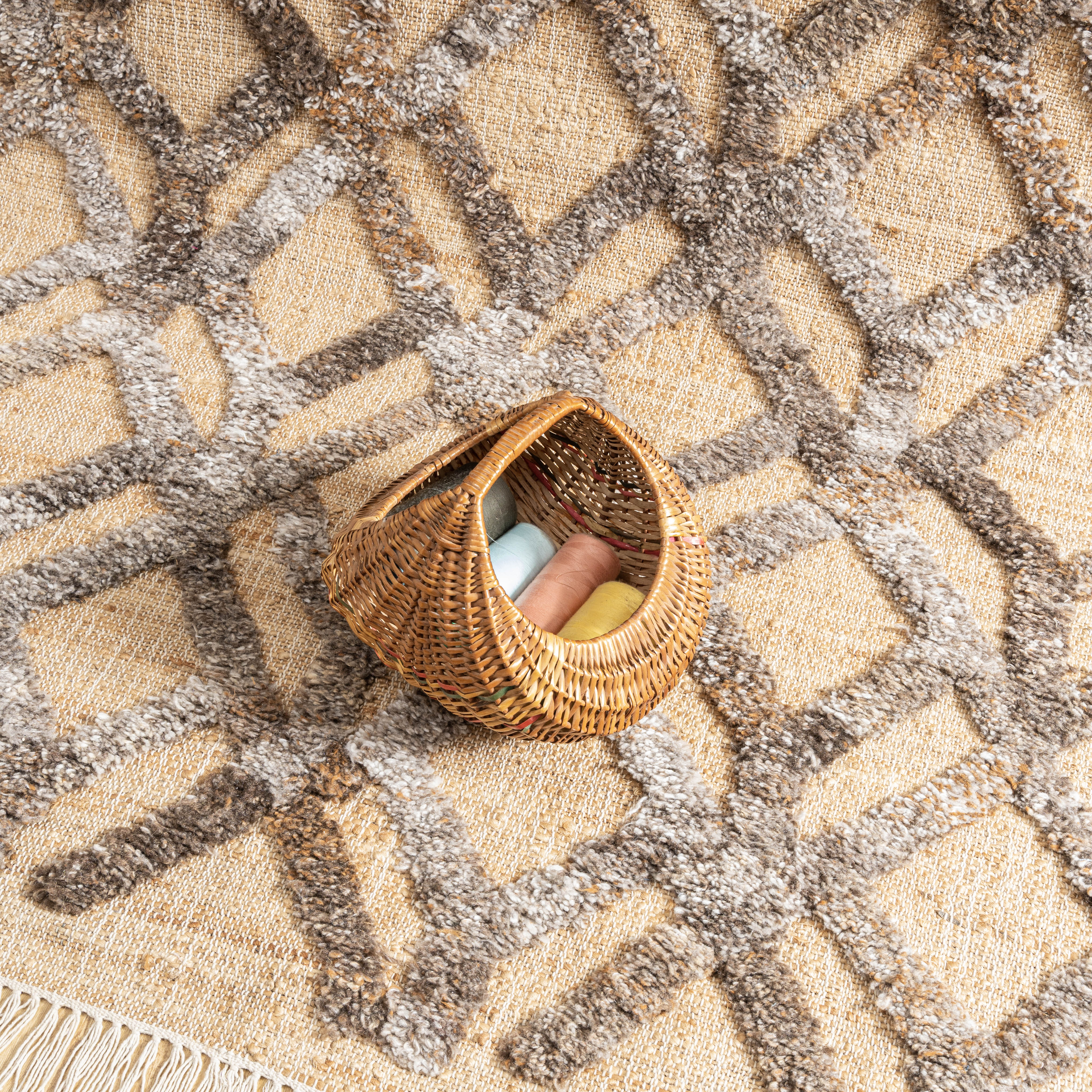 Lina Sisal Layered Rug